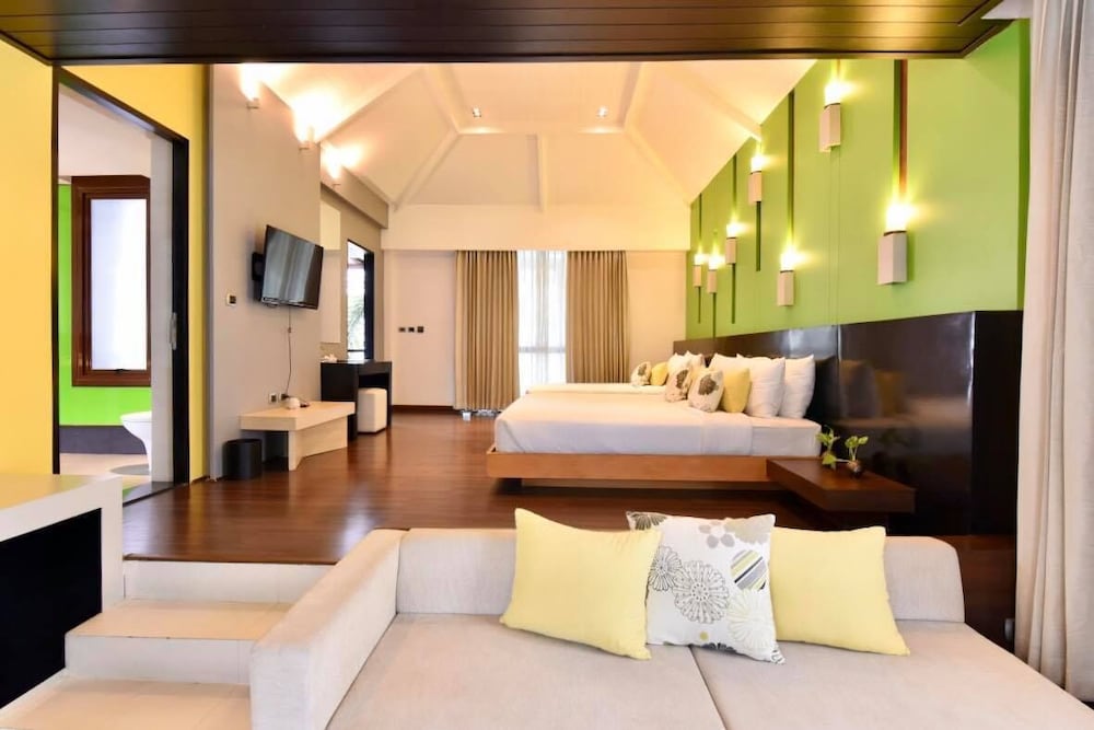 Фото Long Beach Pavilion