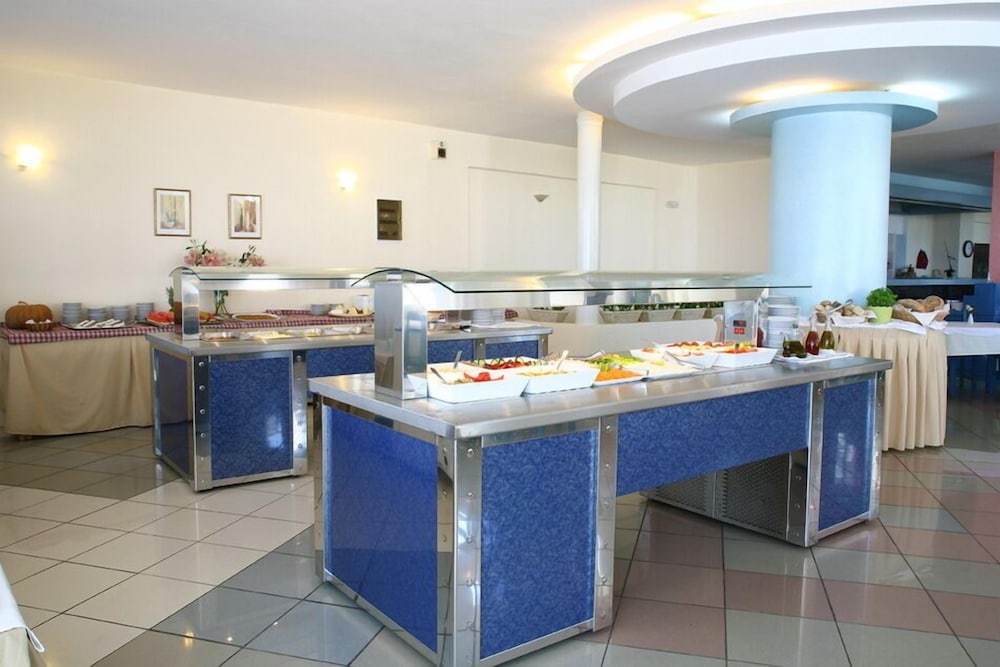 Фото Evelyn Beach