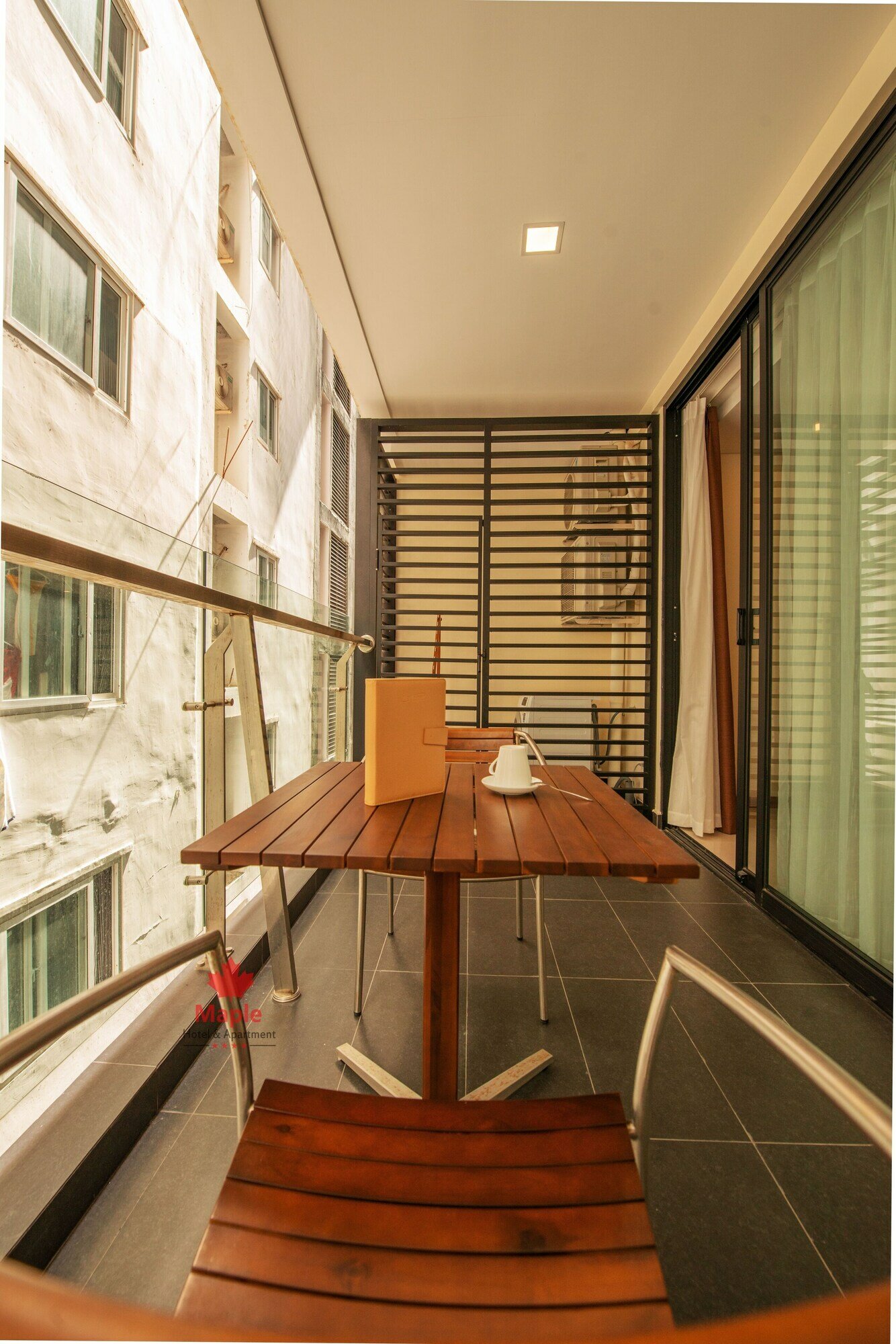 Фото Maple Hotel & Apartment