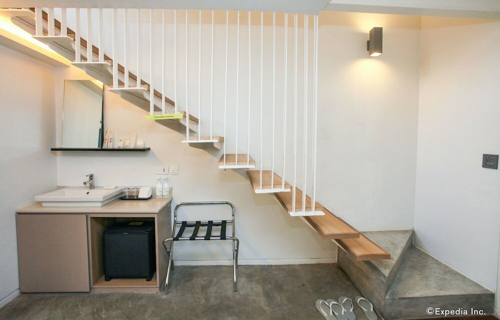 Фото Lloyd's Inn