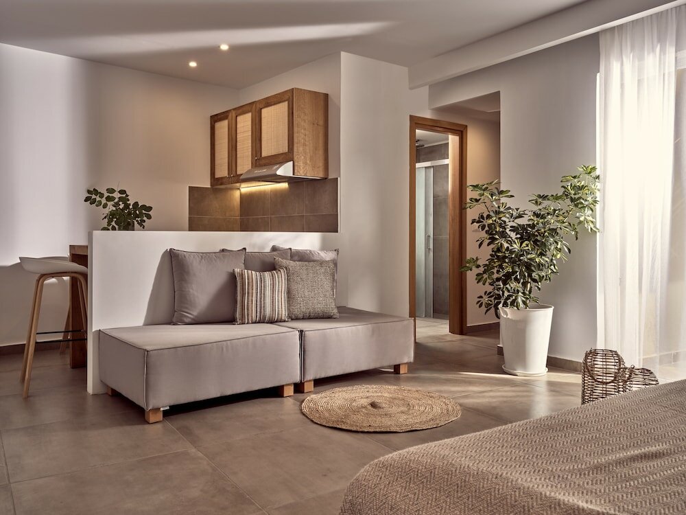 Фото Troulis Aparthotel