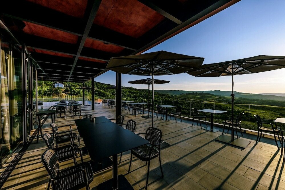 Фото Winery & Design hotel Roxanich