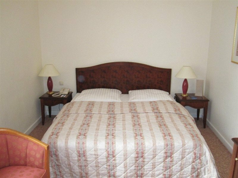 Фото Radisson Blu Schwarzer Bock Hotel