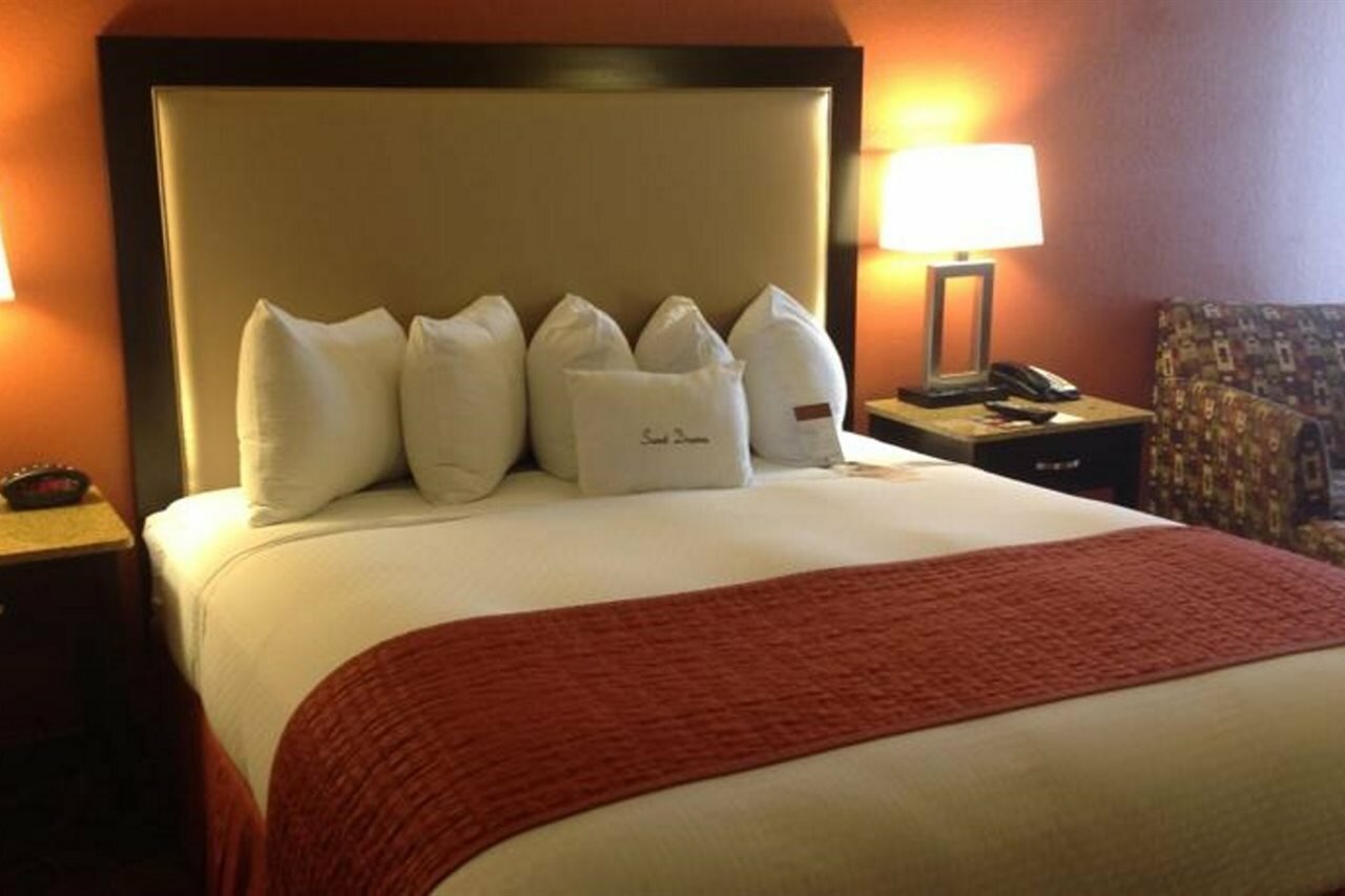 Фото DoubleTree by Hilton Austin - University Area
