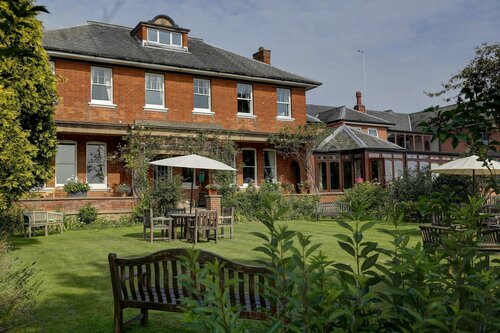Гостиница Best Western Sysonby Knoll Hotel