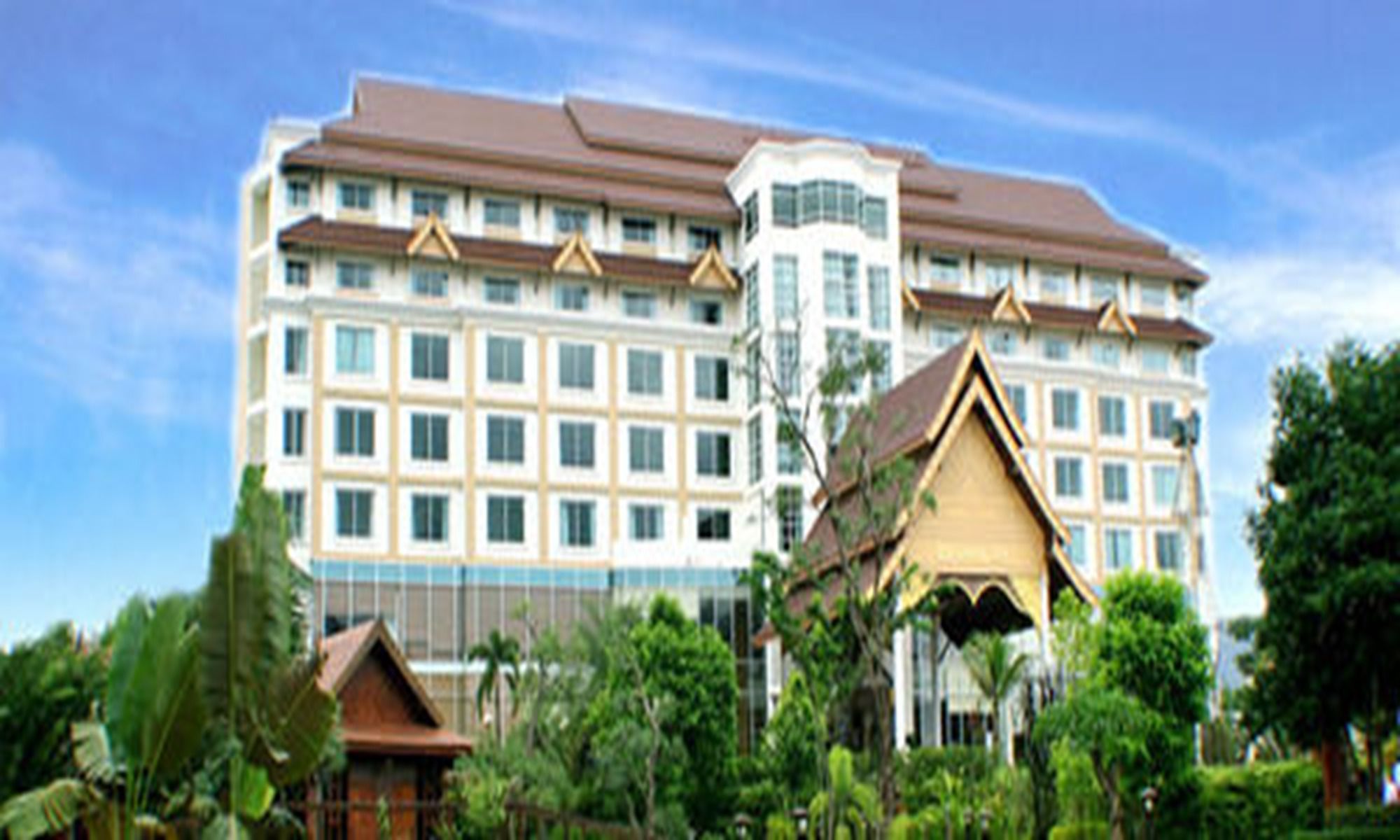 Фото Arawan Riverside Hotel