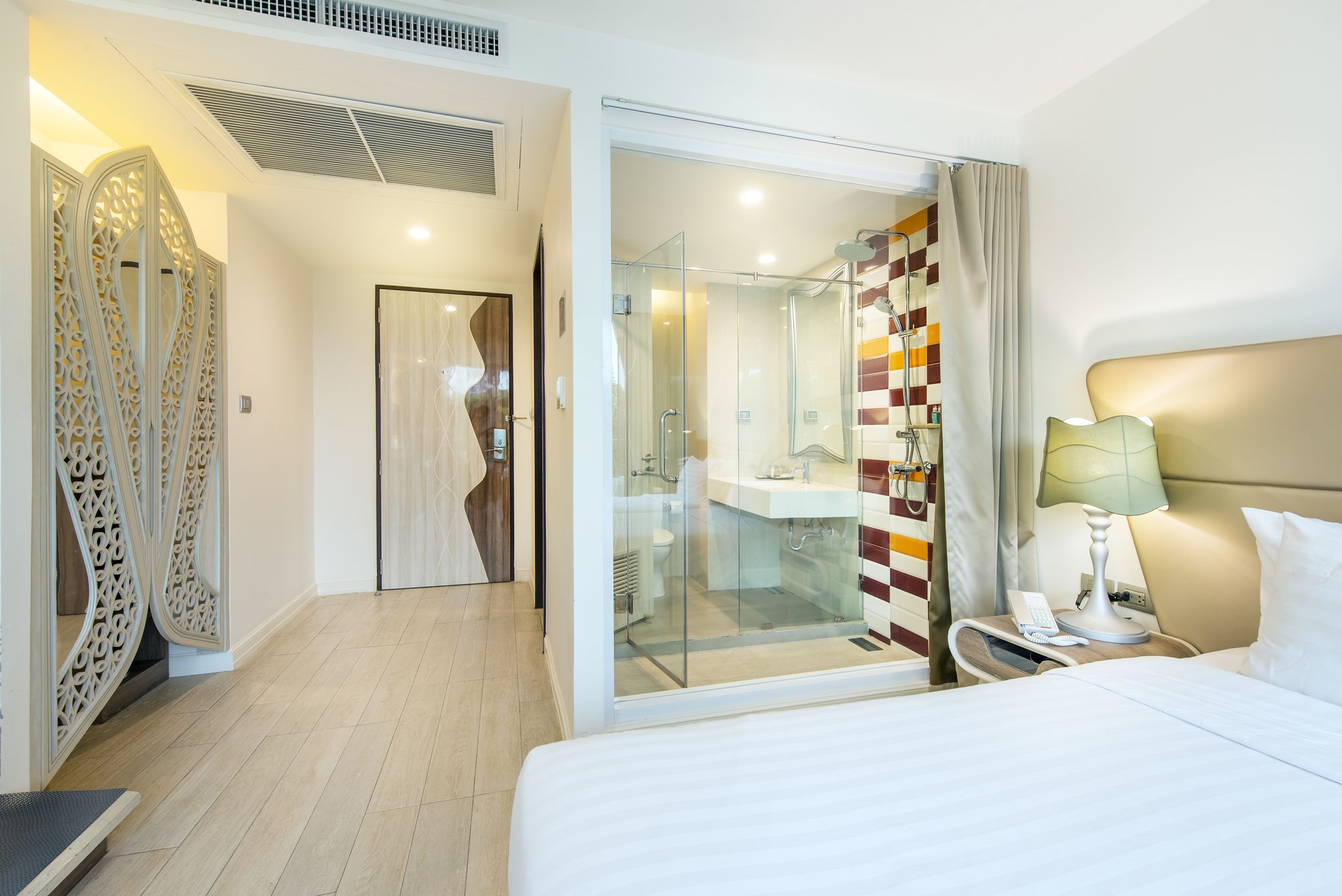 Фото Le Tada Parkview Hotel