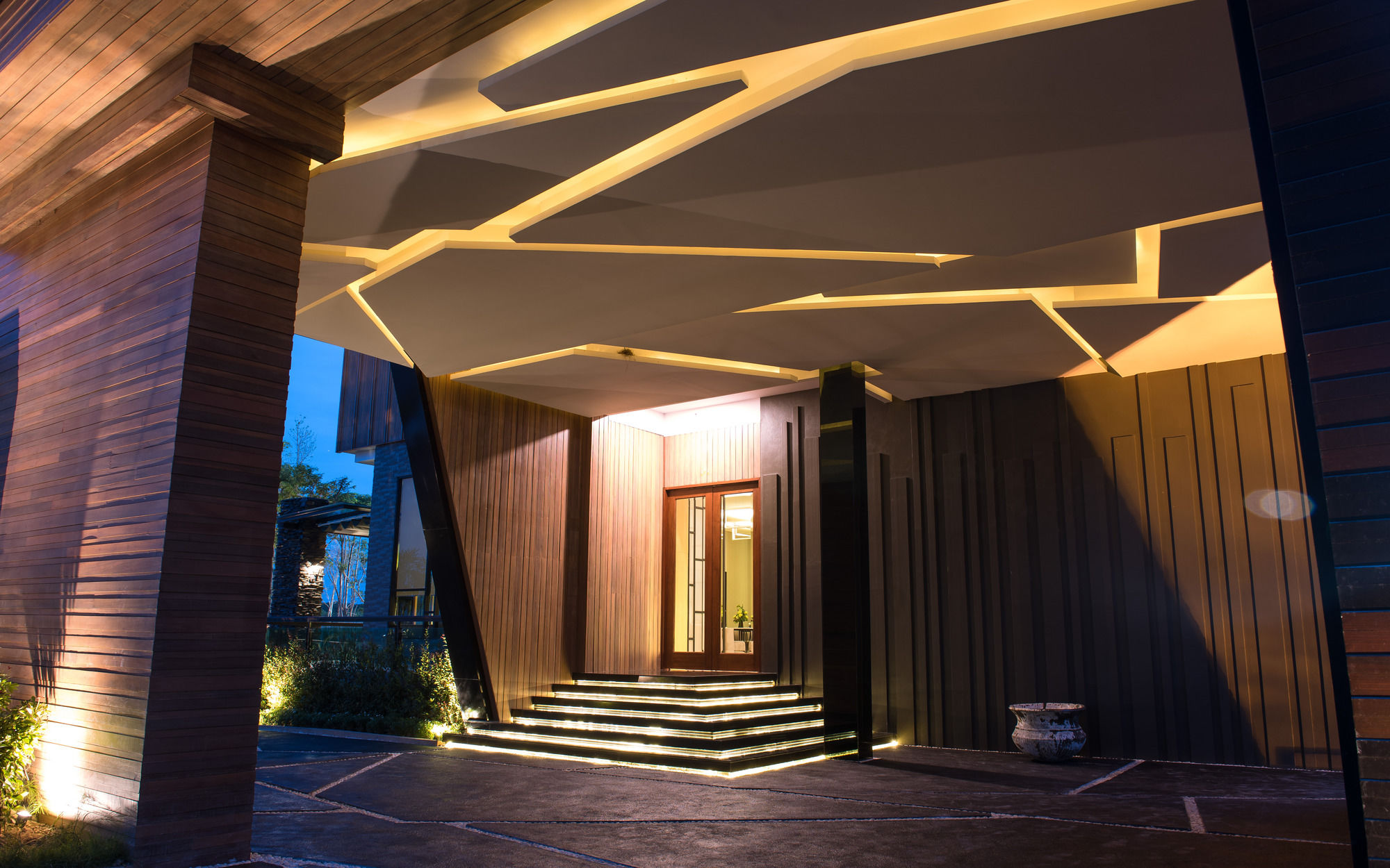 Фото Отель North Hill City Resort