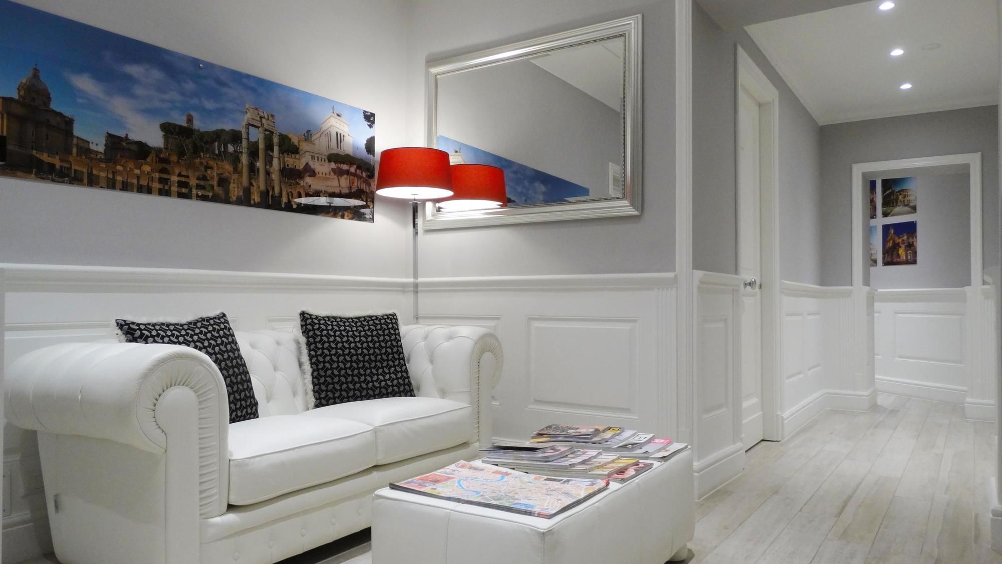 Фото Sistina Twentythree Luxury Rooms