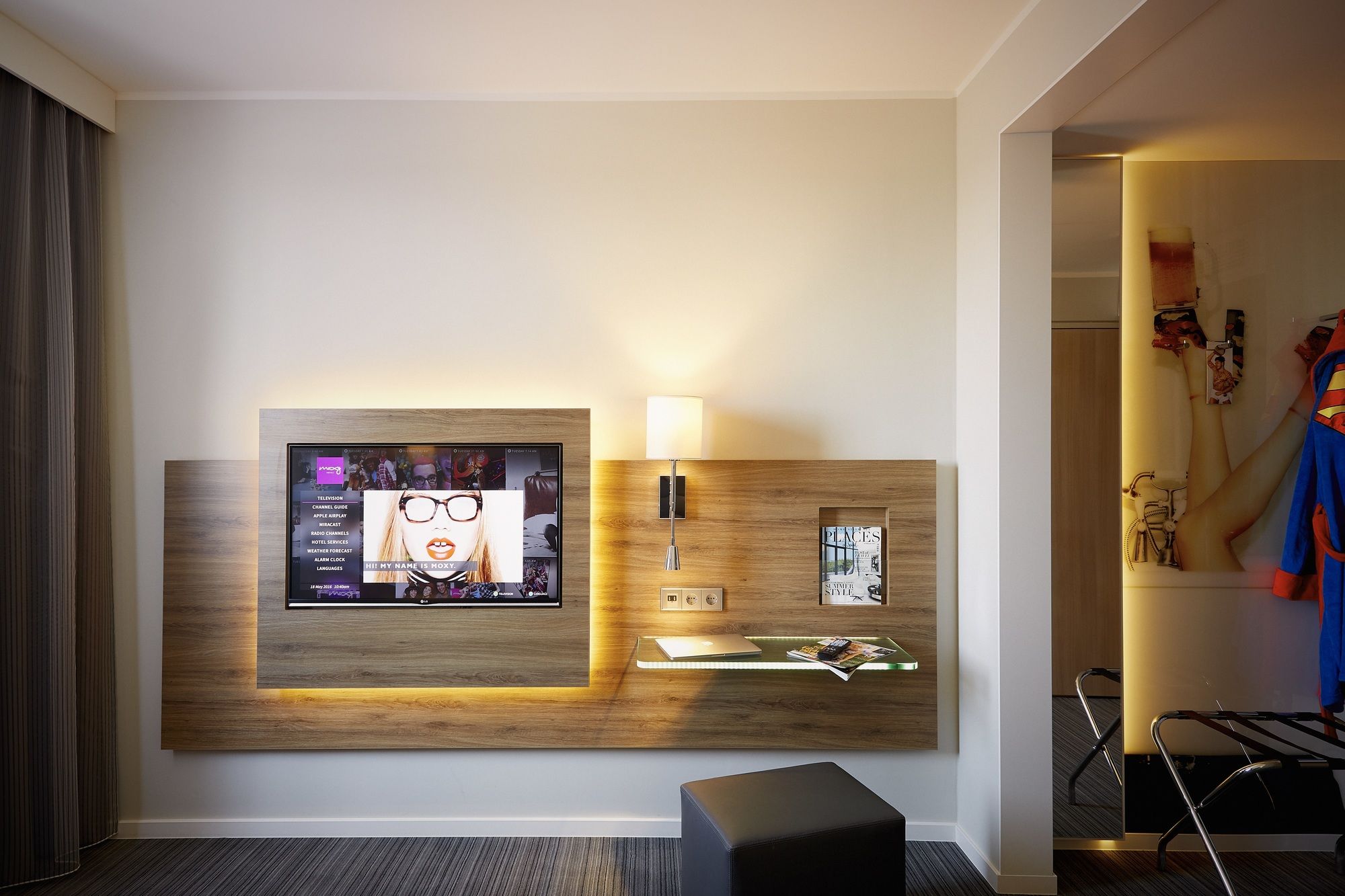 Фото Moxy London Excel