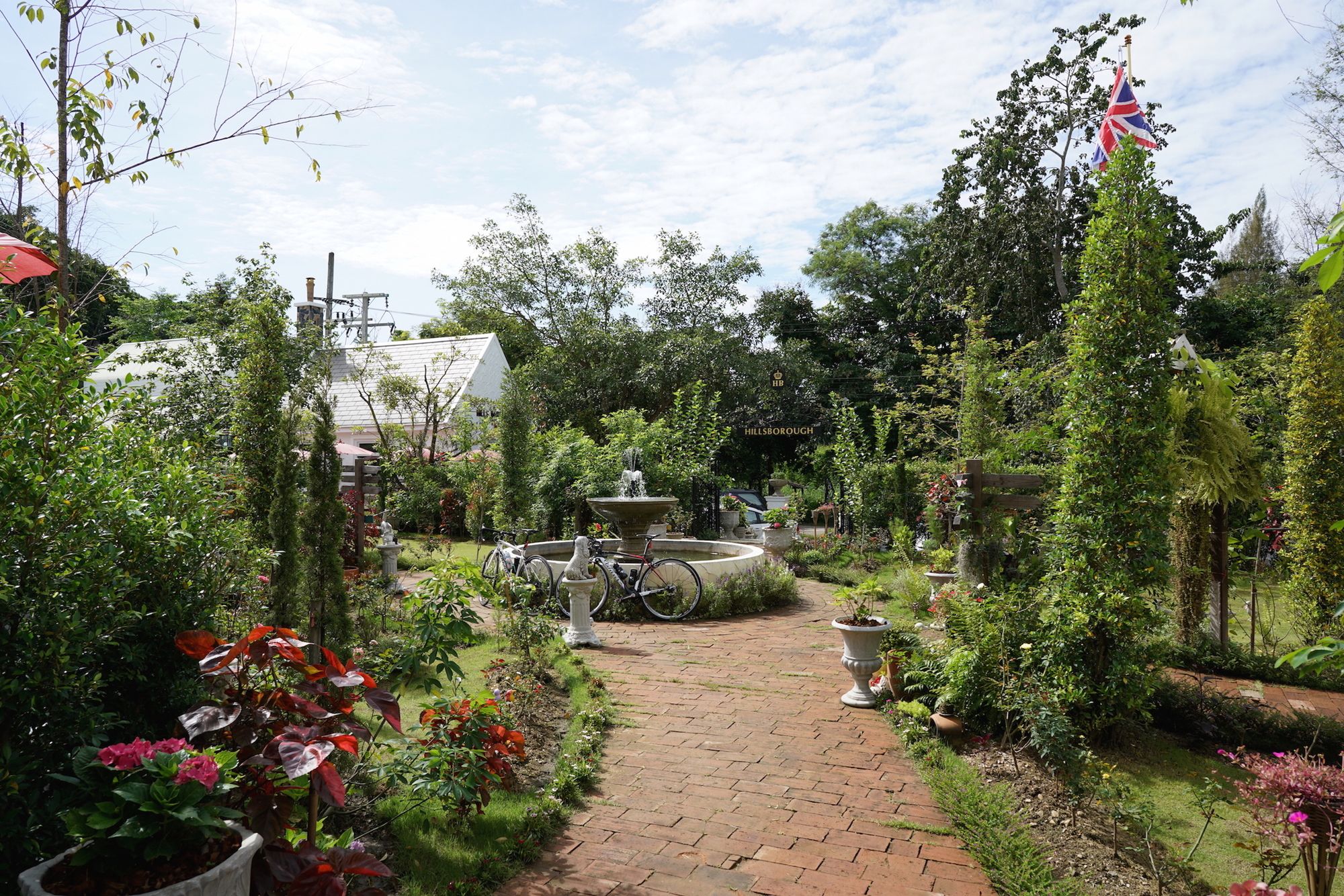 Фото Hillsborough The English Country House