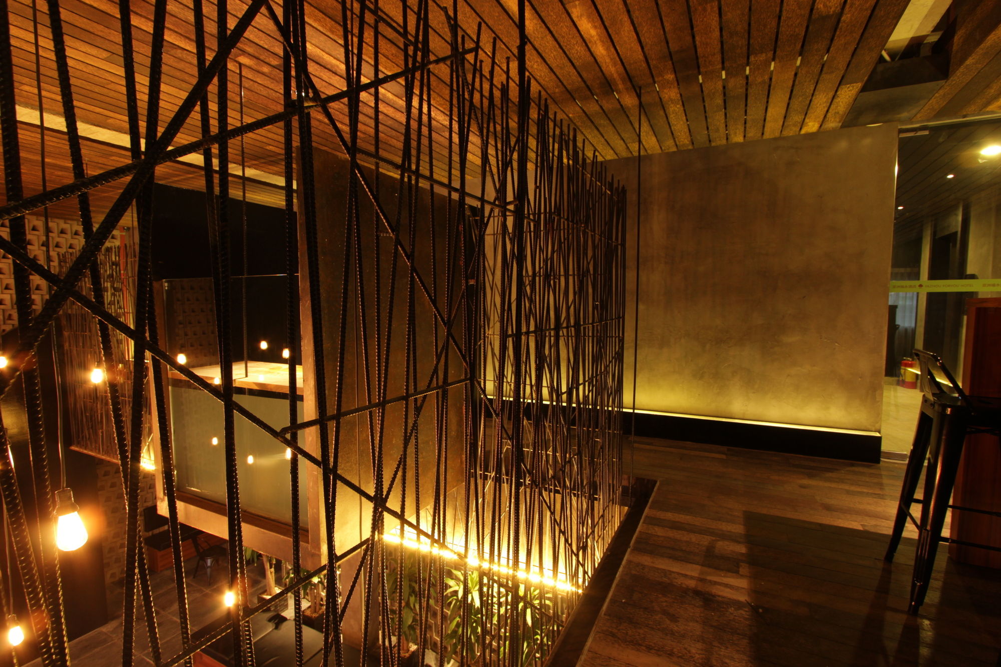 Фото Yazhou Foryou Hotel