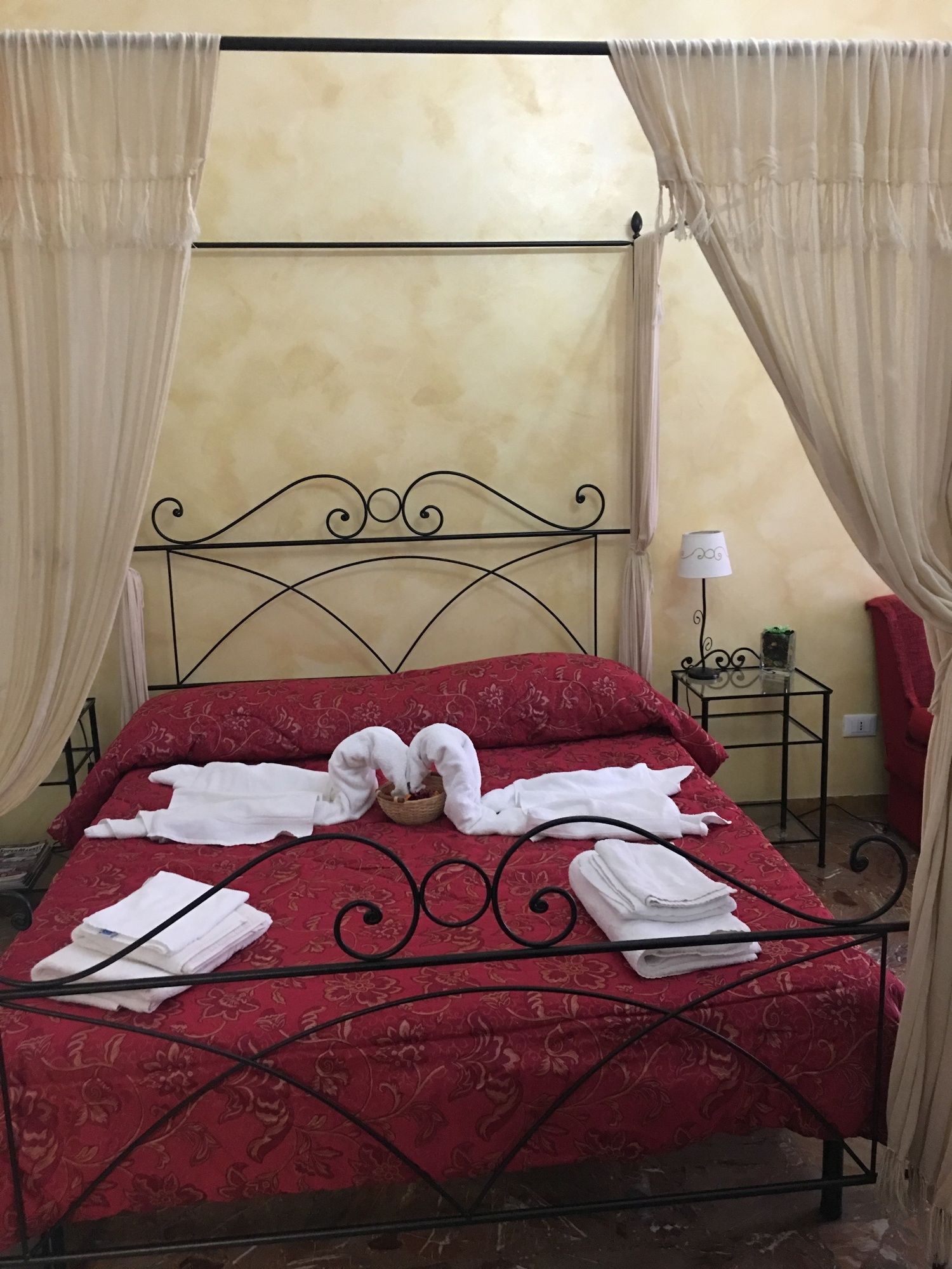 Фото Damiani & Sister Guest House