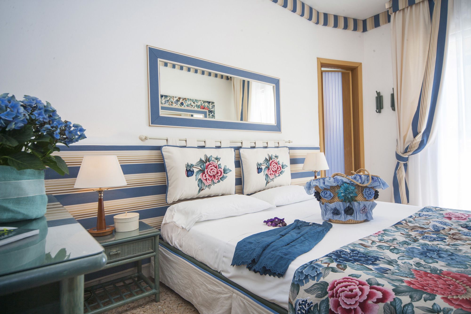 Фото Hotel Ariston