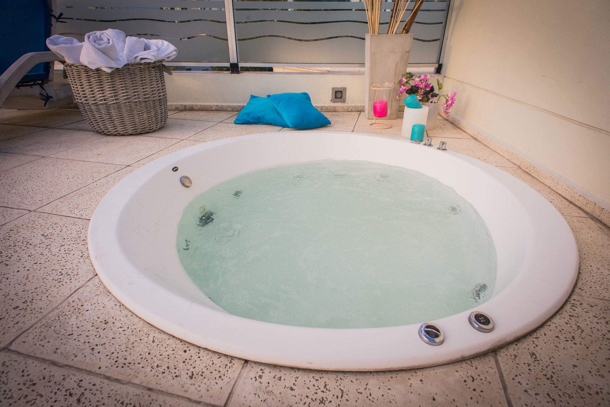 Фото Soho Luxury Suites