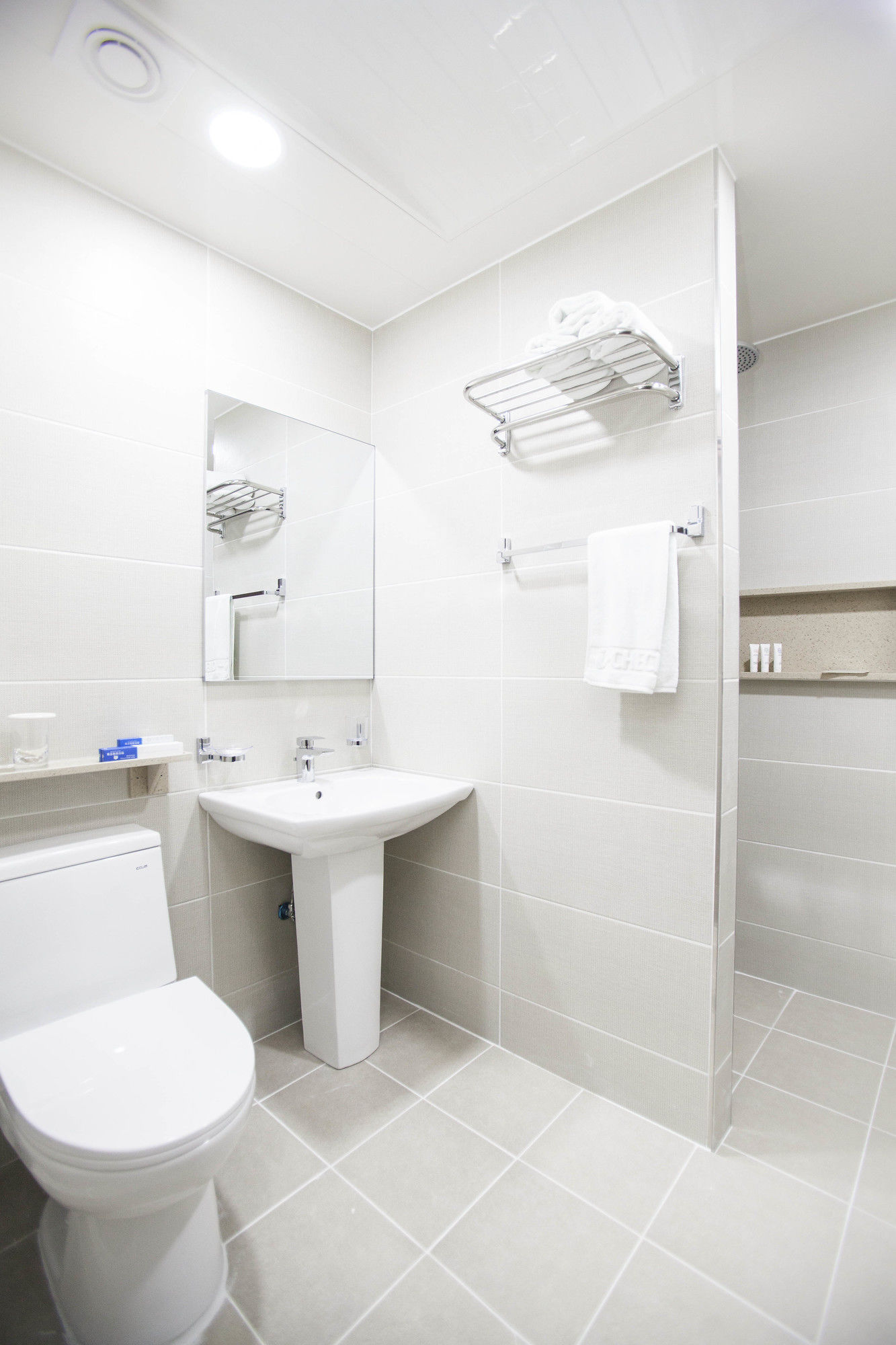 Фото I-CHECK Hyunjin Hotel