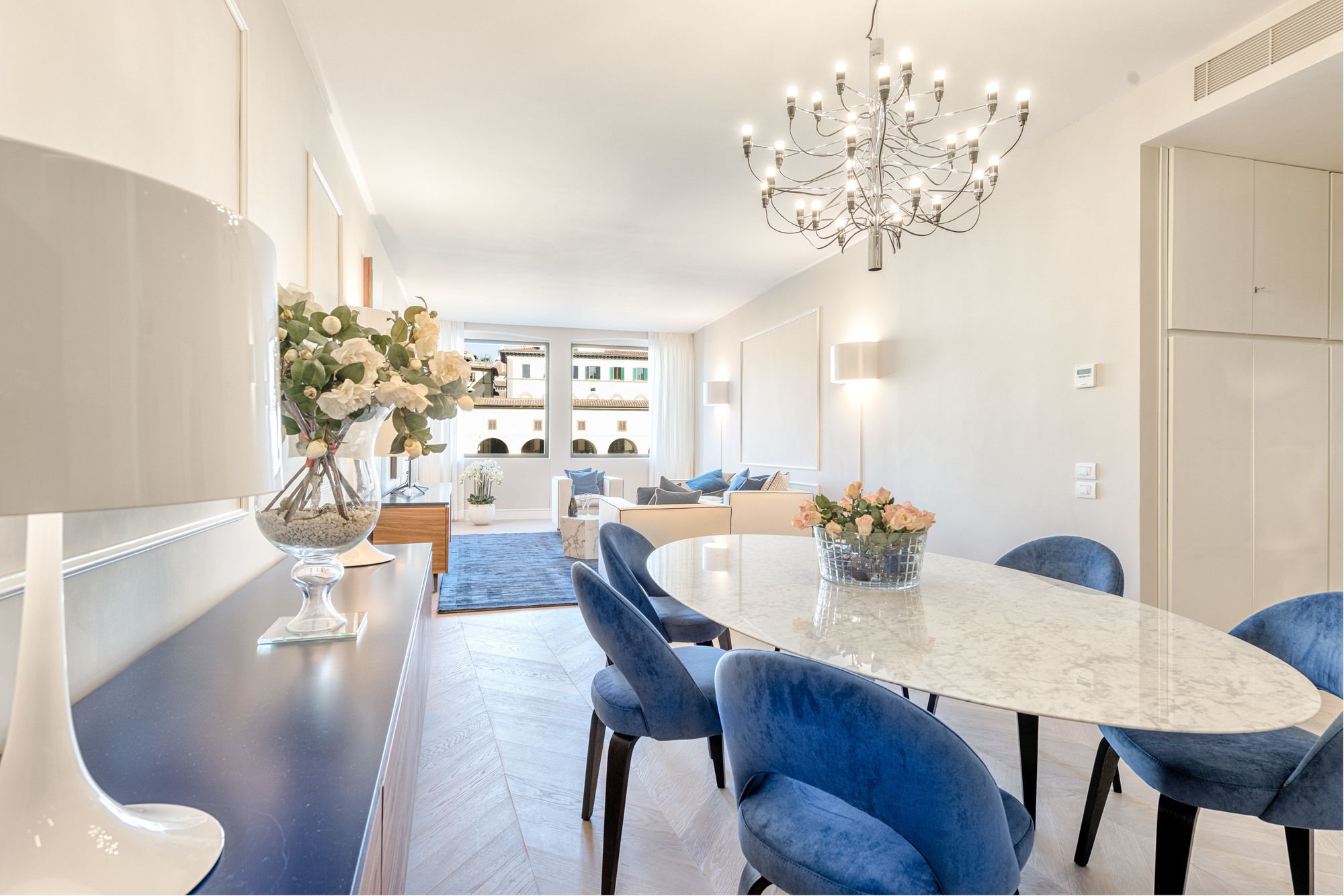 Фото Luxury Blue River