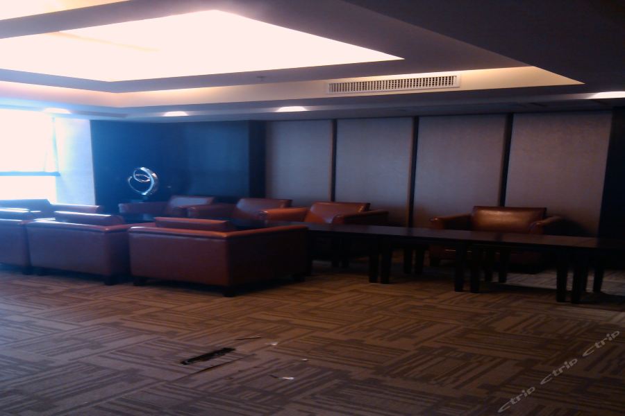 Фото Fuqinglong Huatian Holiday Hotel