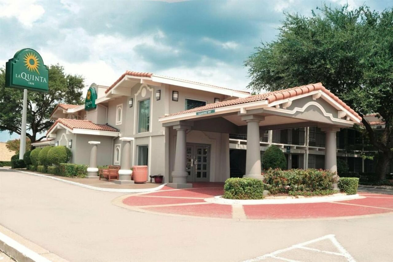 Фото La Quinta Inn by Wyndham Dallas Uptown