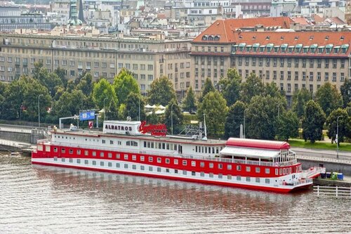 Гостиница Botel Albatros в Праге
