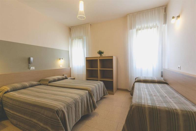 Фото Hotel Colonna