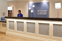 Фото Holiday Inn Express Hotel & Suites Indianapolis Dtn-Conv Ctr, an Ihg Hotel