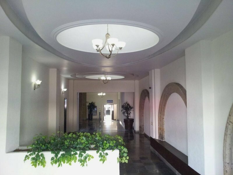 Фото Hotel Emperador Centro Guadalajara y Remodelado