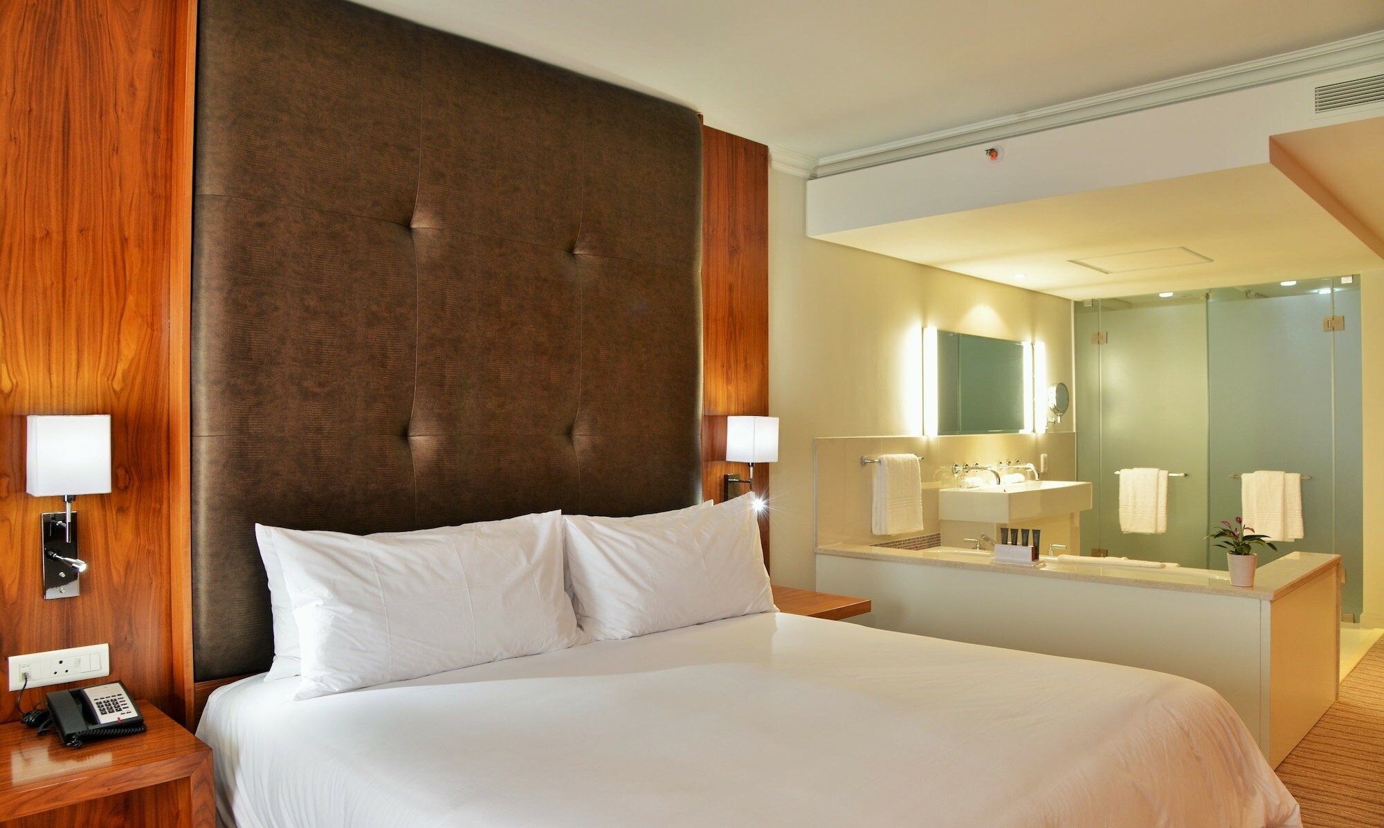 Фото Blaauwberg Beach Hotel