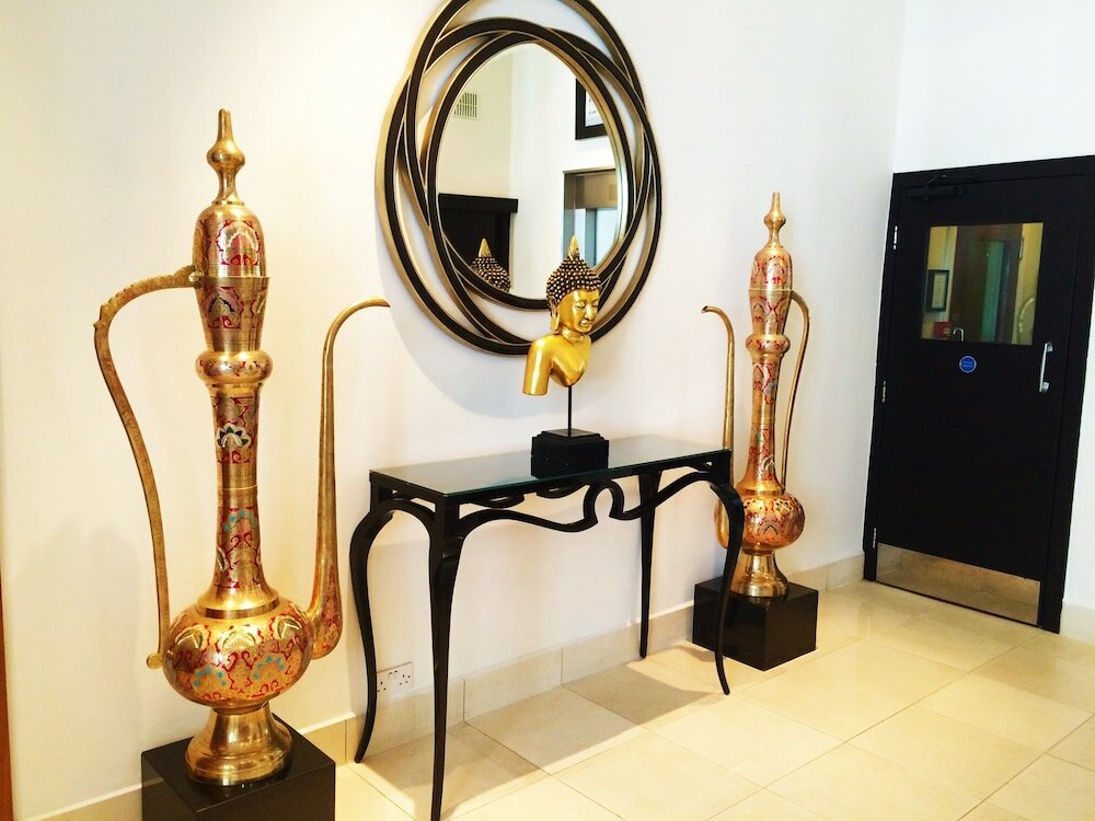 Фото Mayflower Hotel