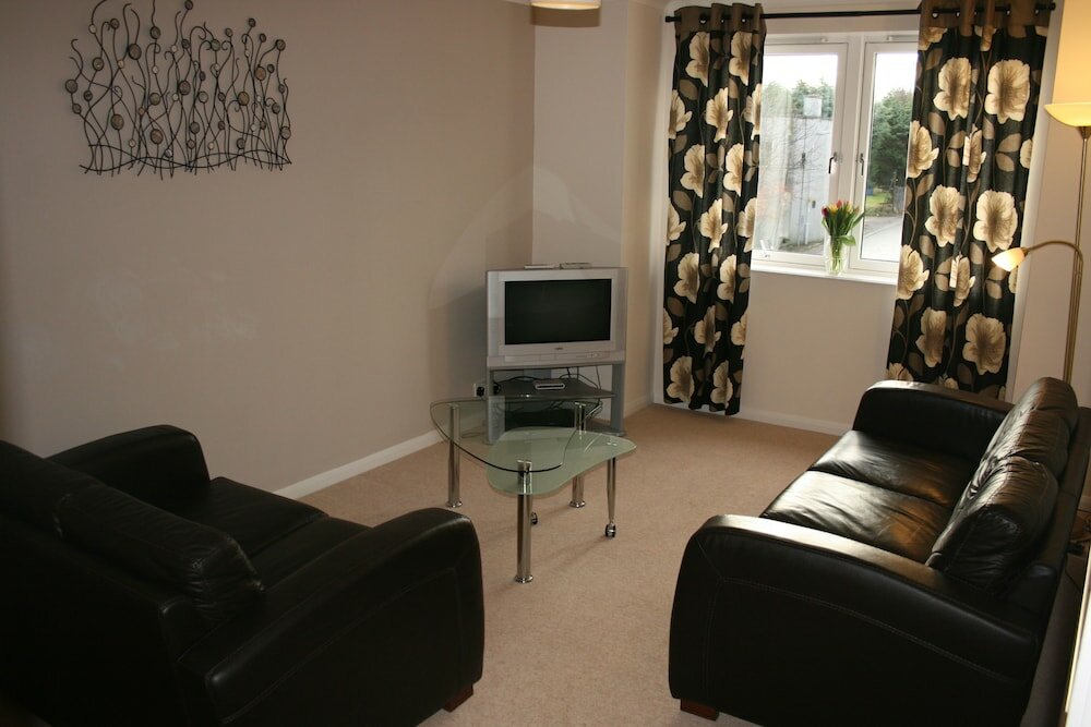 Фото The Spires Serviced Apartments Aberdeen