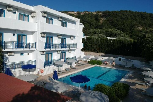 Внешний вид отеля Nathalie Hotel в Ялиссосе, фото 1