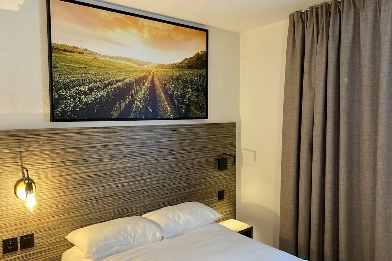 Фото The Originals City, Angers Sud – Le Village 49