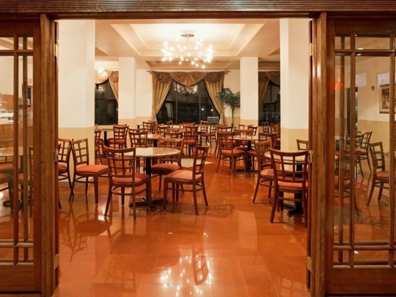 Фото Country Inn & Suites by Radisson, Tampa Rj Stadium