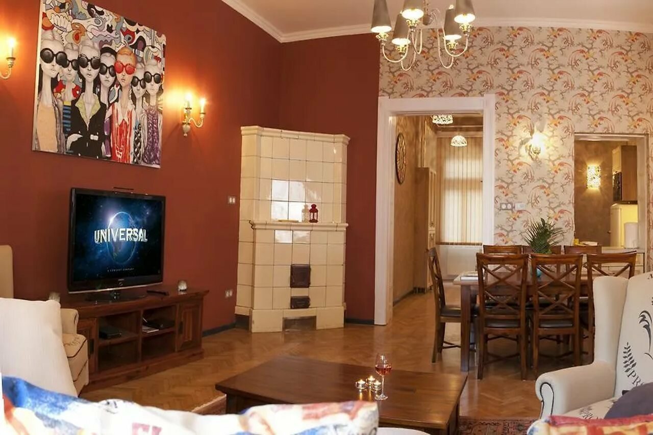 Фото Palace Apartments