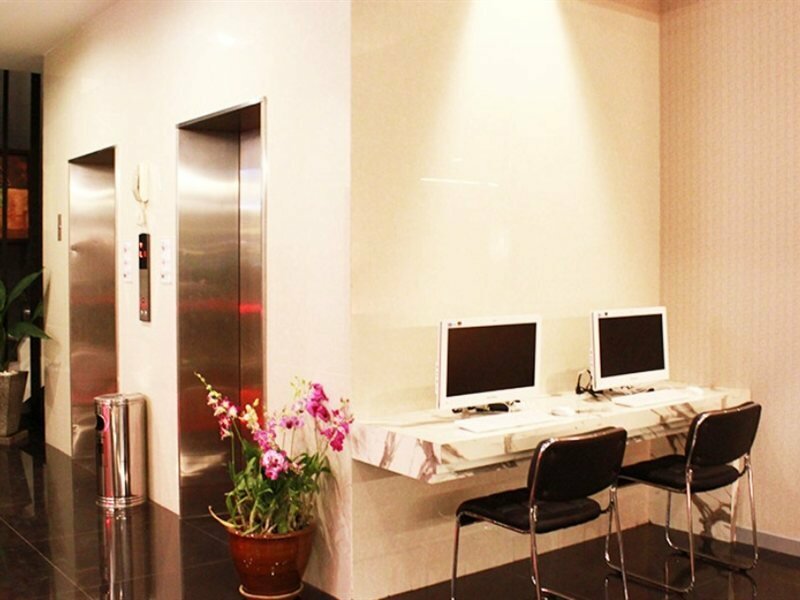 Фото Hemingways Silk Hotel