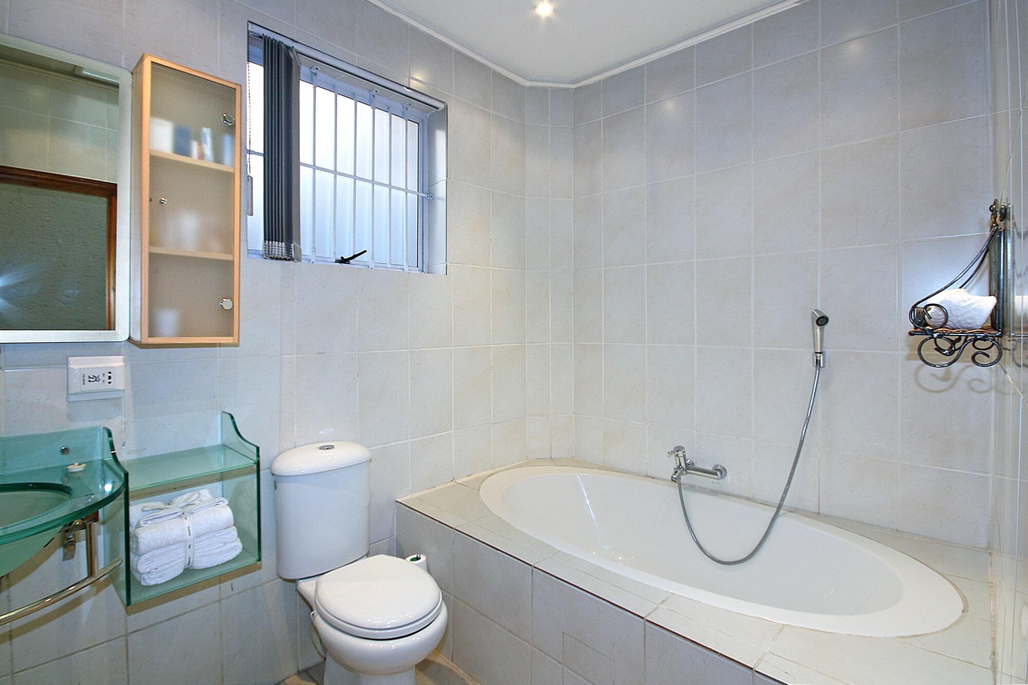 Фото Dynasty Forest Sandown Accommodation