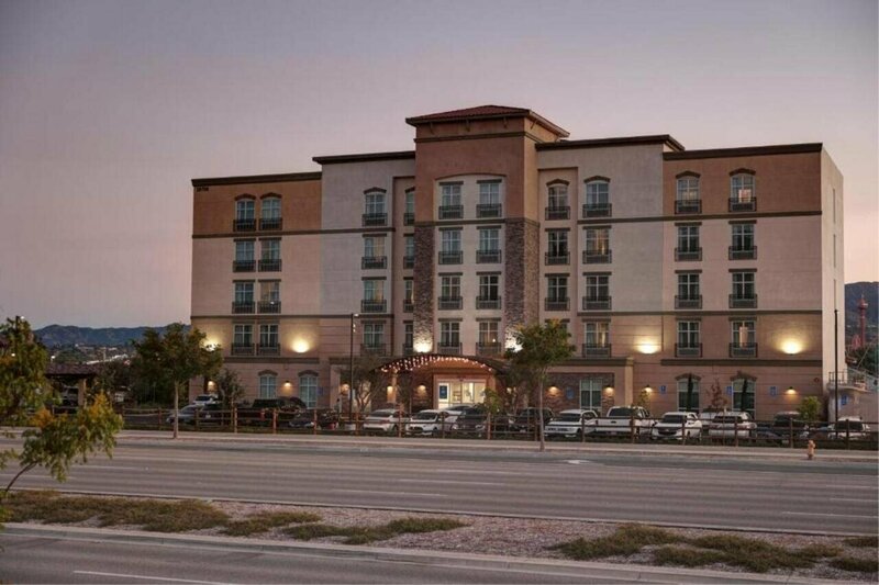 Гостиница Homewood Suites by Hilton Santa Clarita в Санта-Кларите