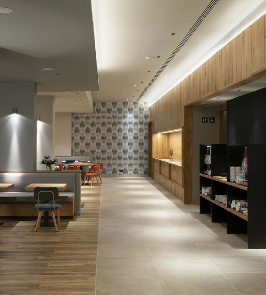 Фото Hotel Ciudad de Logroño