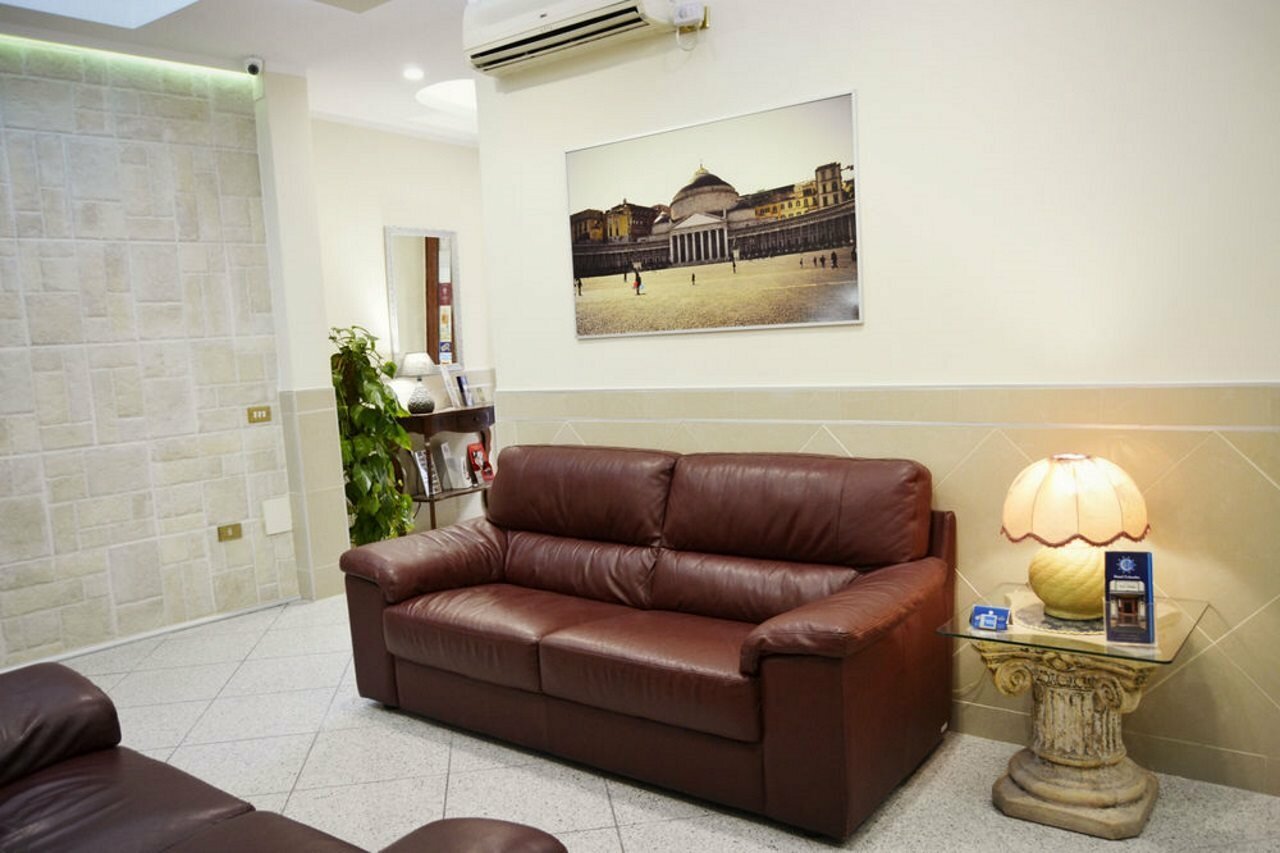 Фото Colombo Naples