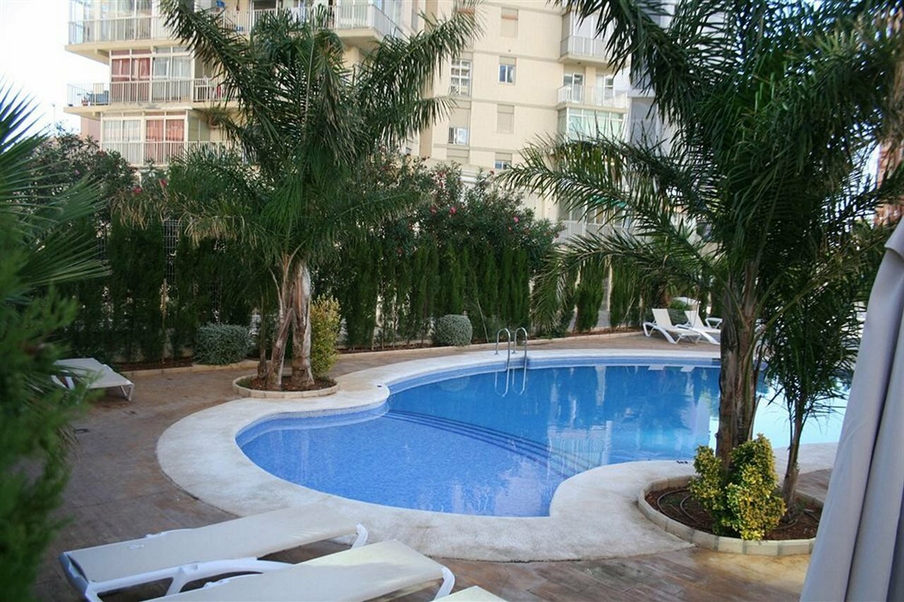 Фото Apartamentos Esmeralda