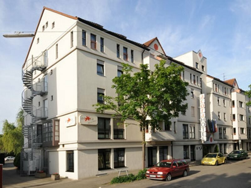 Фото отеля 1