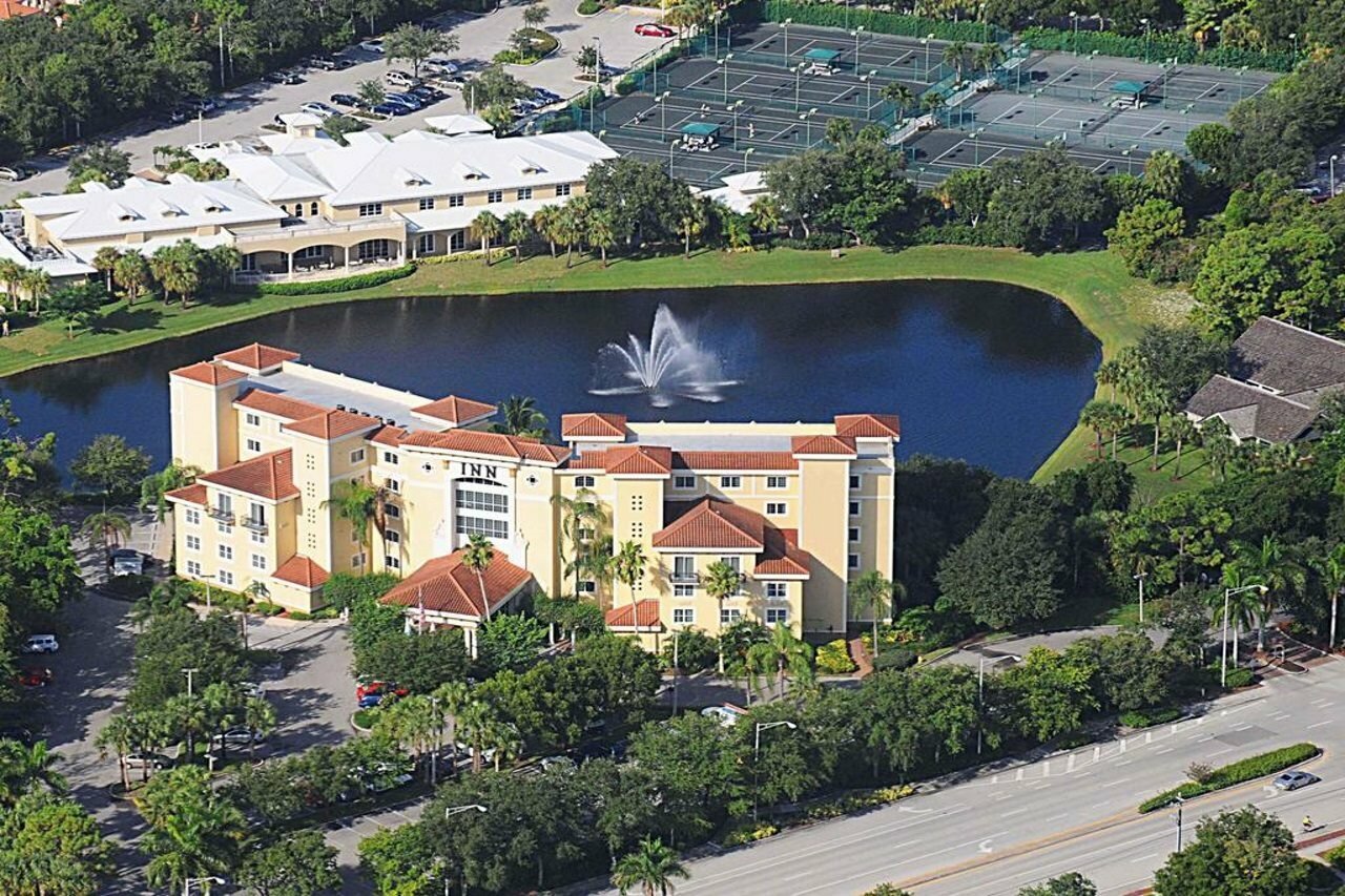 Фото Inn at Pelican Bay