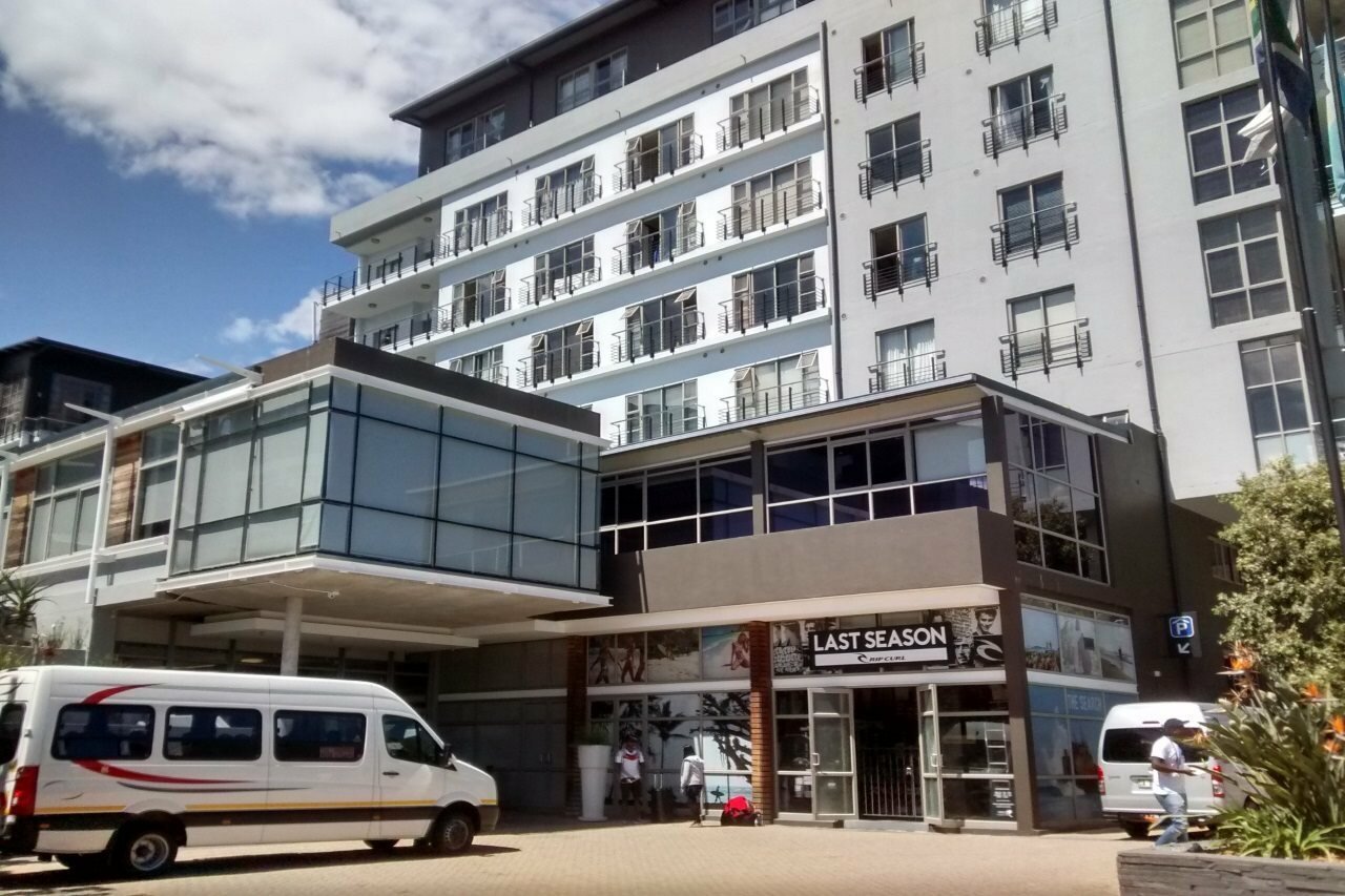 Фото DoubleTree by Hilton Cape Town - Upper Eastside