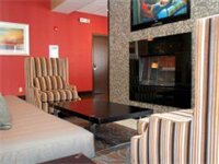 Фото Holiday Inn Express & Suites Los Angeles Downtown West