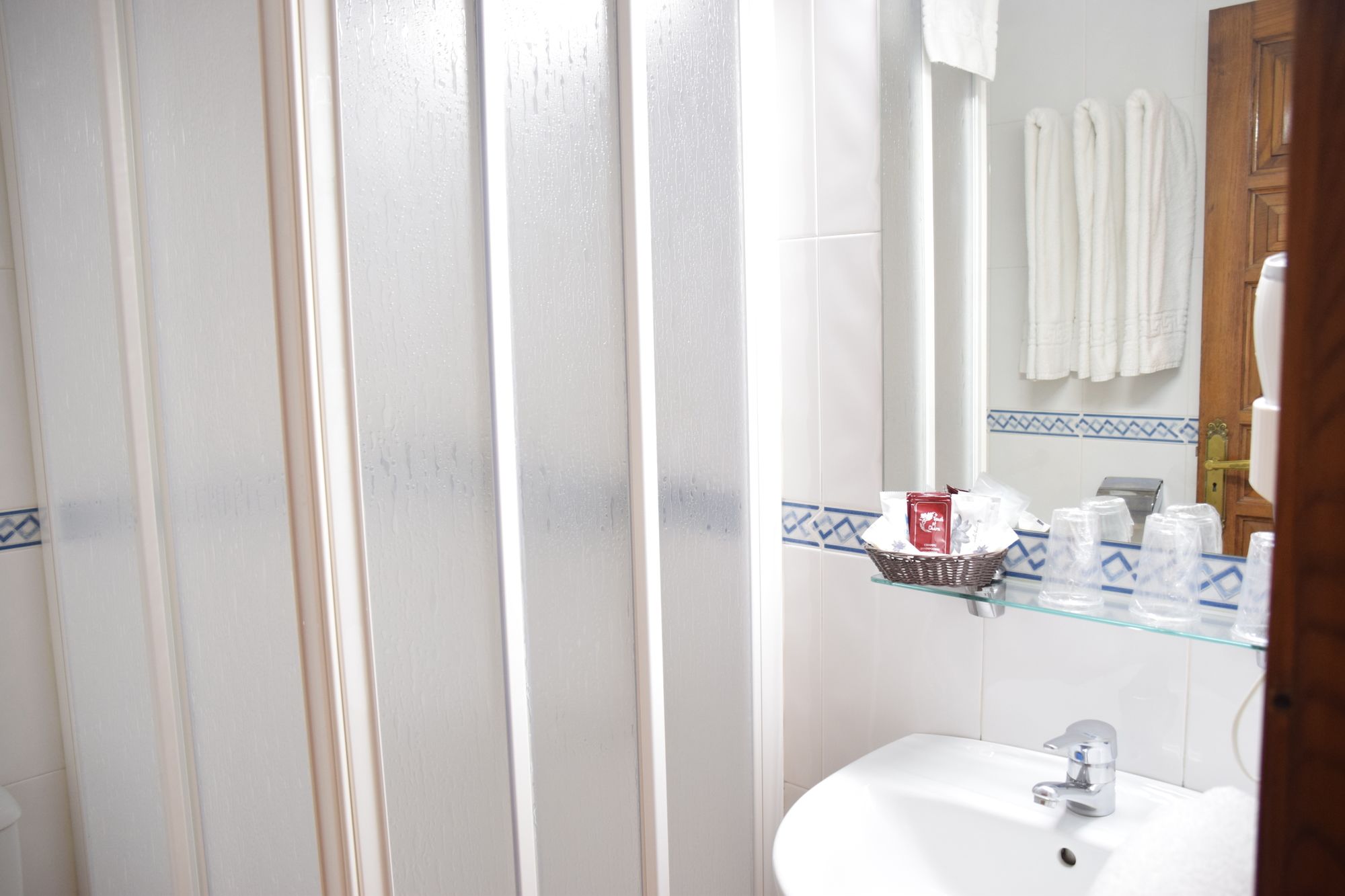 Фото Hostal Anosa Casa