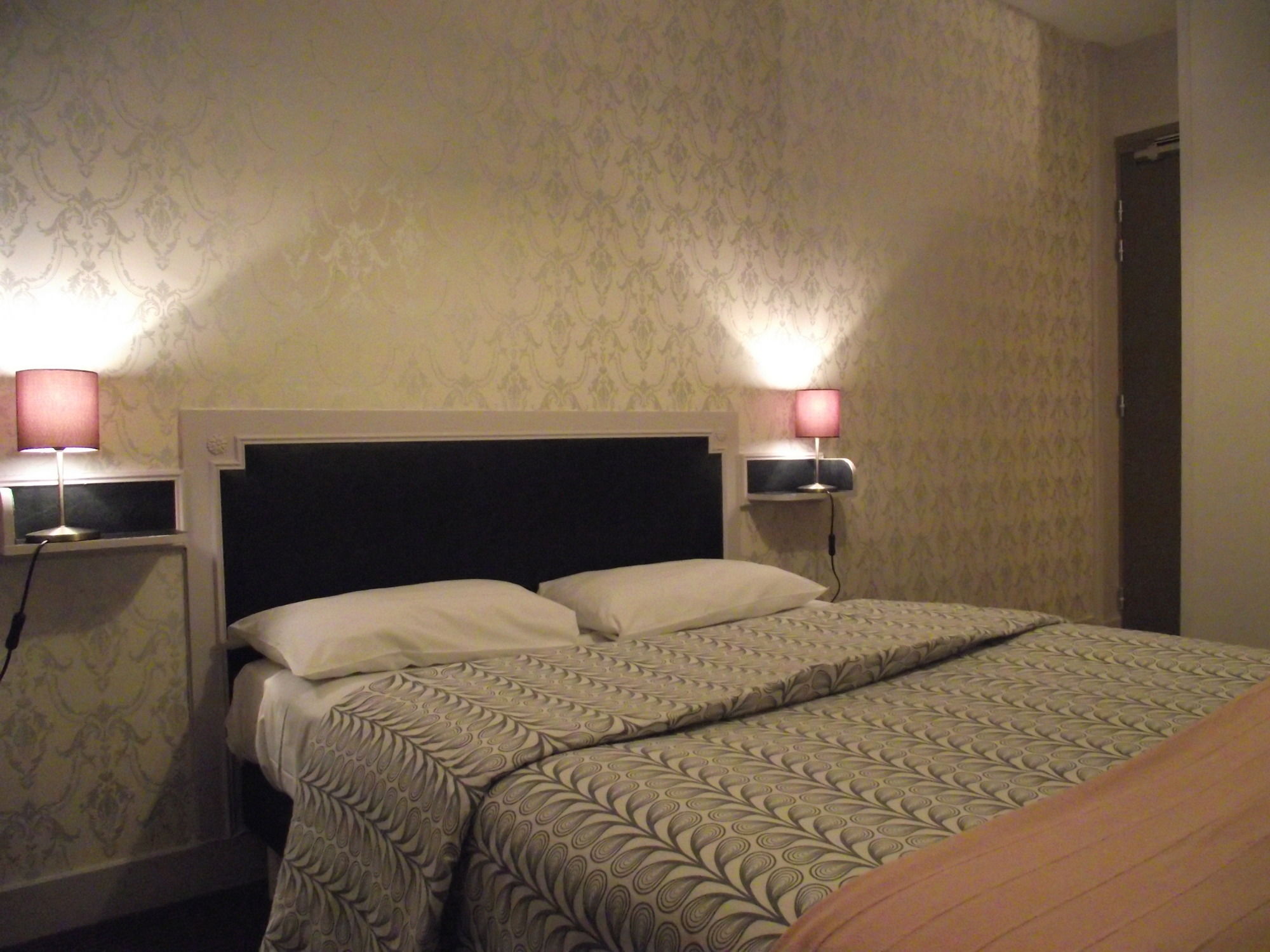 Фото Hotel Mondial