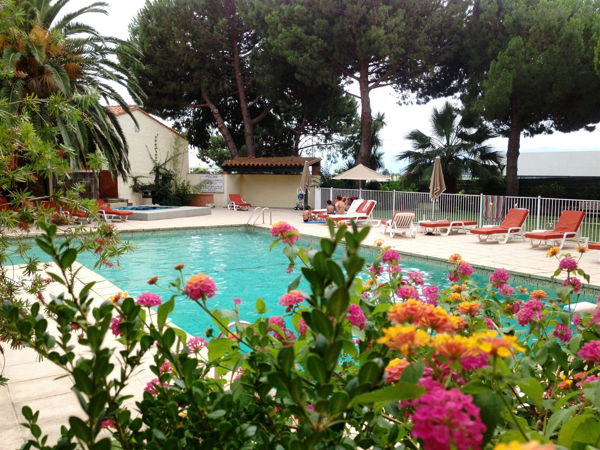 Фото Holiday Inn Perpignan