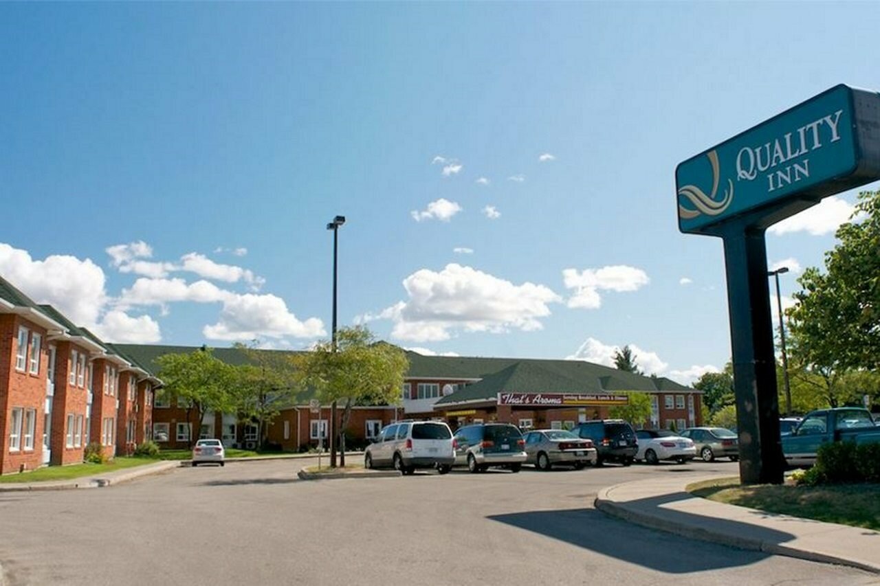 Фото Quality Inn Airport West