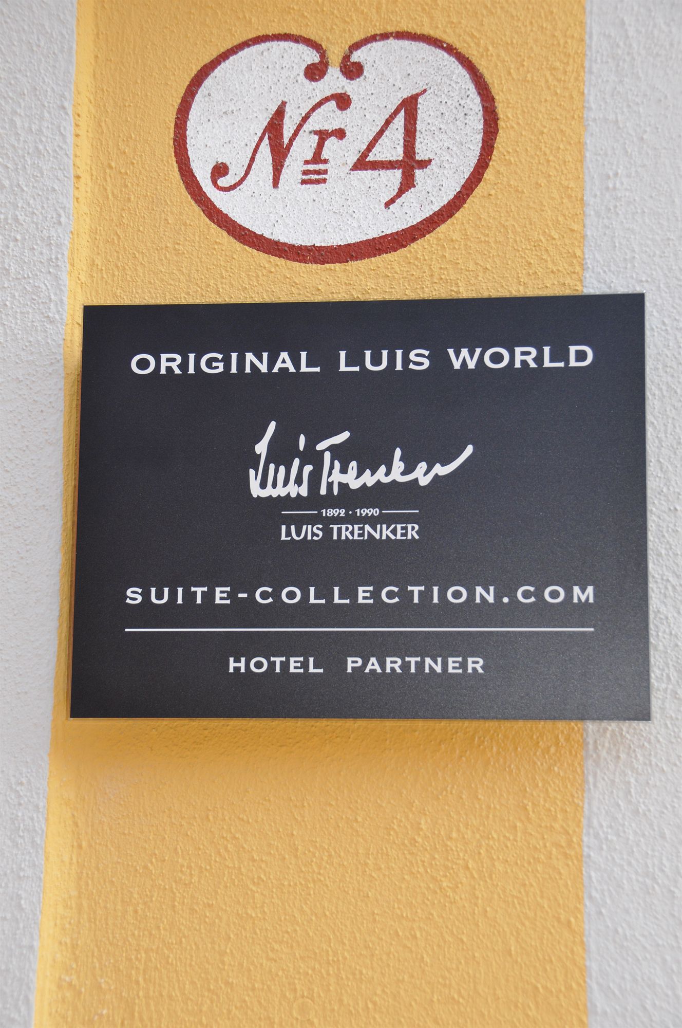 Фото Hezelhof Hotel