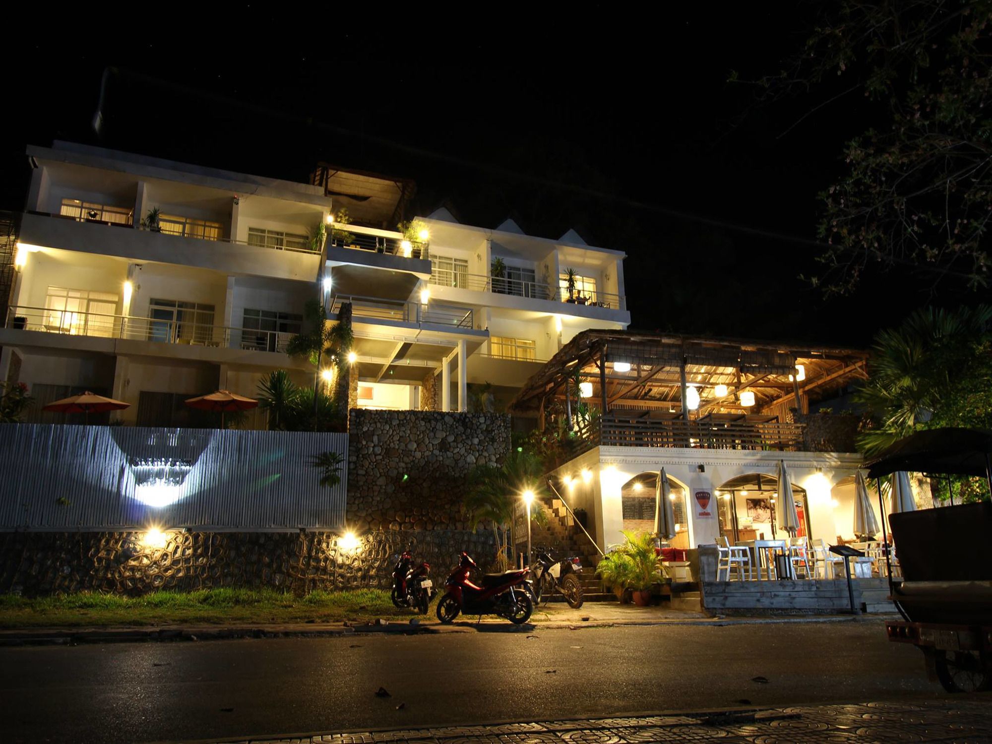 Фото Saravoan Hotel Kep